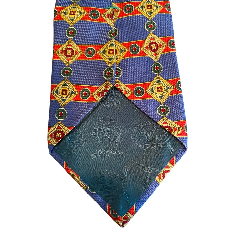 Tommy Hilfiger Mens Silk Tie Blue Red Geometric Medallion Diamond Made in‎ USA